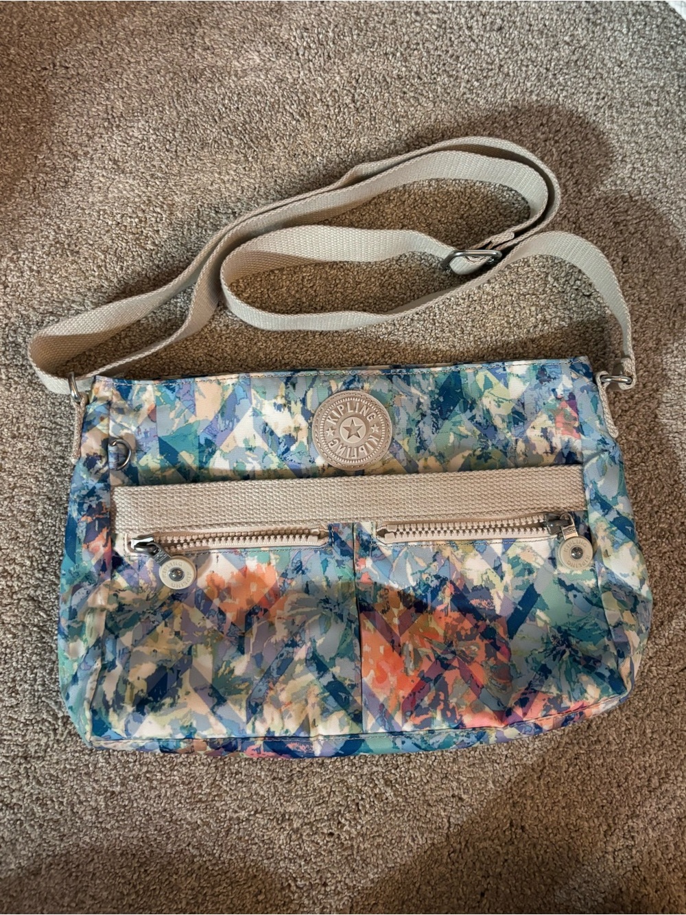 Kipling crossbody pastel colors
